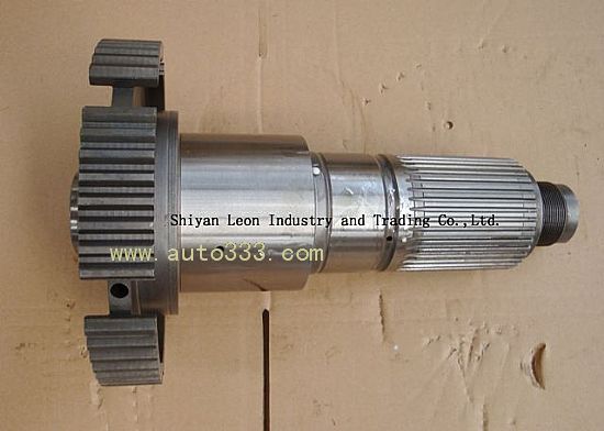 Subsidiary output shaft