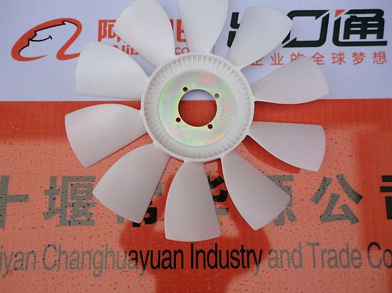 1308Z24-001 Fan blade used on Dongfeng truck