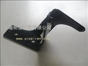 D5010562106 Dongfeng day Renault inlet pipe bracket assemblyD5010562106