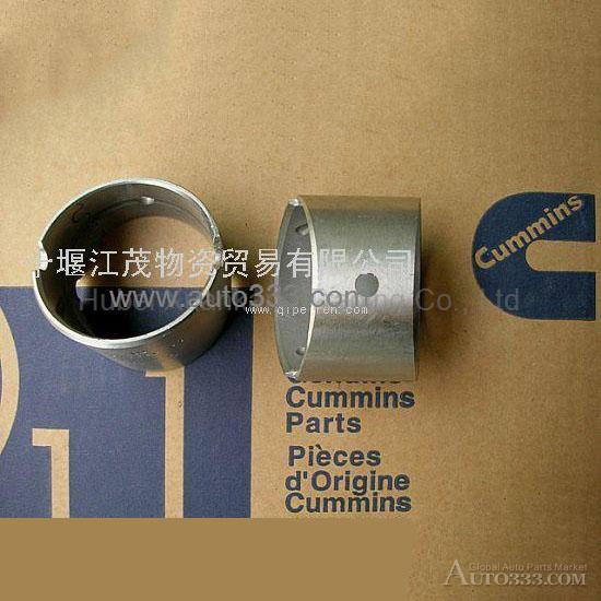 Connecting rod bushing C3913990 Dongfeng Cummins Engine Part/Auto Part/Spare Part/Car Accessiories